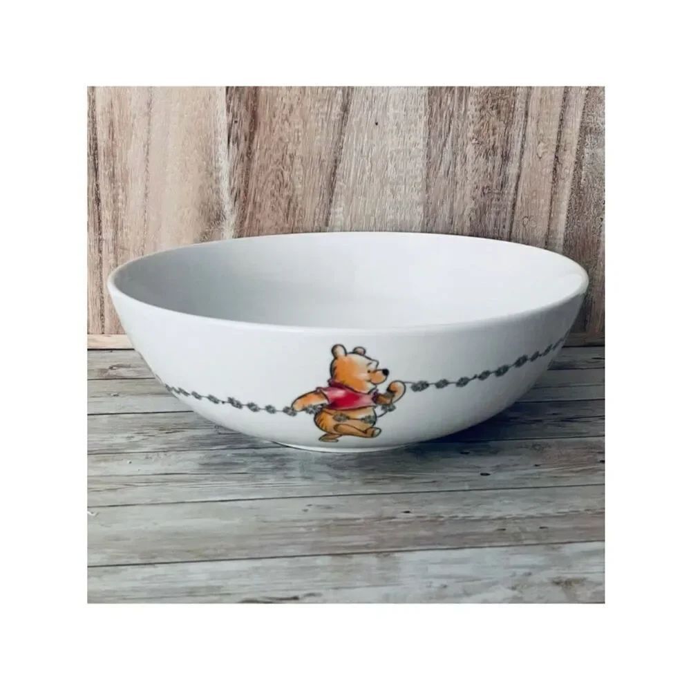 NWT Disney Winnie the Pooh 9.5” & friends White Ceramic Big Serving Platter Bowl